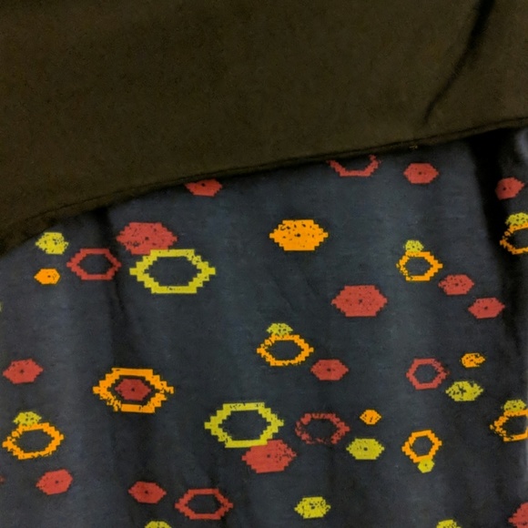 LuLaRoe medium Randy - Picture 2 of 3